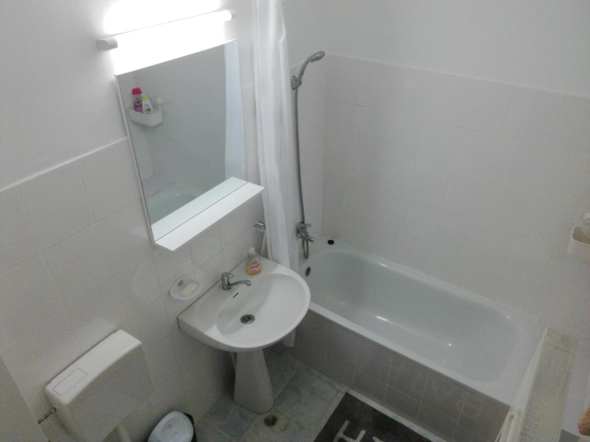 Central Parkview Apartment 巴亚马雷 外观 照片