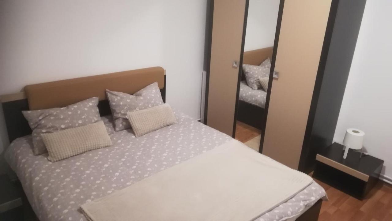 Central Parkview Apartment 巴亚马雷 外观 照片